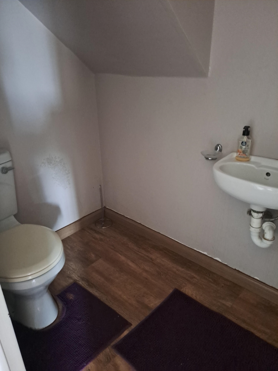 To Let 2 Bedroom Property for Rent in Whispering Pines Western Cape